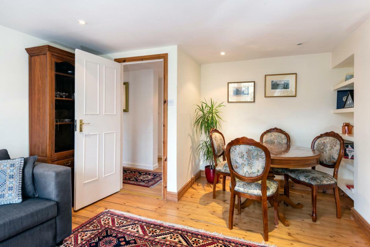 Central Bath Near The Circus With Parking Apartment Exterior photo