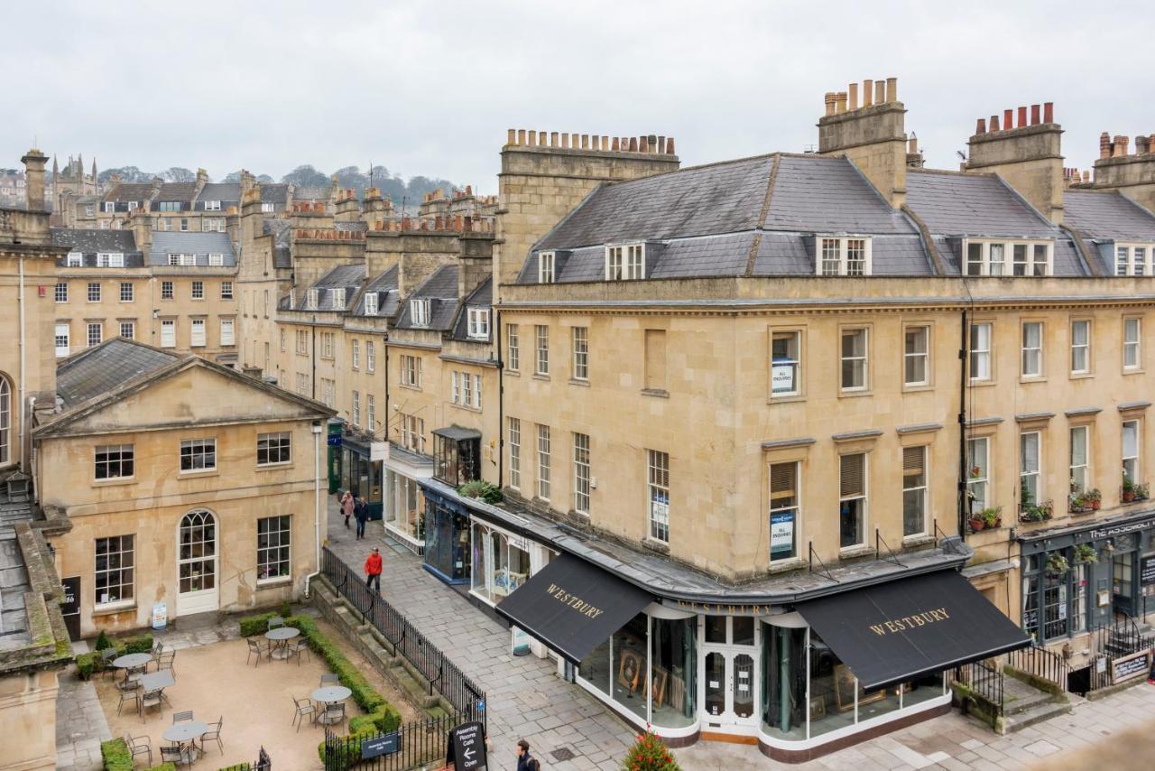 Central Bath Near The Circus With Parking Apartment Exterior photo